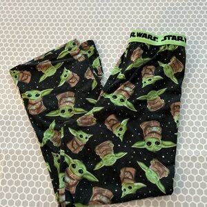 Star Wars Baby Yoda Boys PJ Bottoms

Size L(10/12)